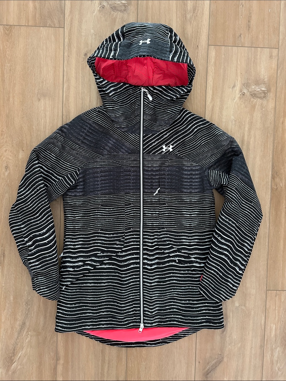 Like new! - UNDER ARMOUR Women’s ColdGear Infared PRIMALOFT Ski/Snow Jacket